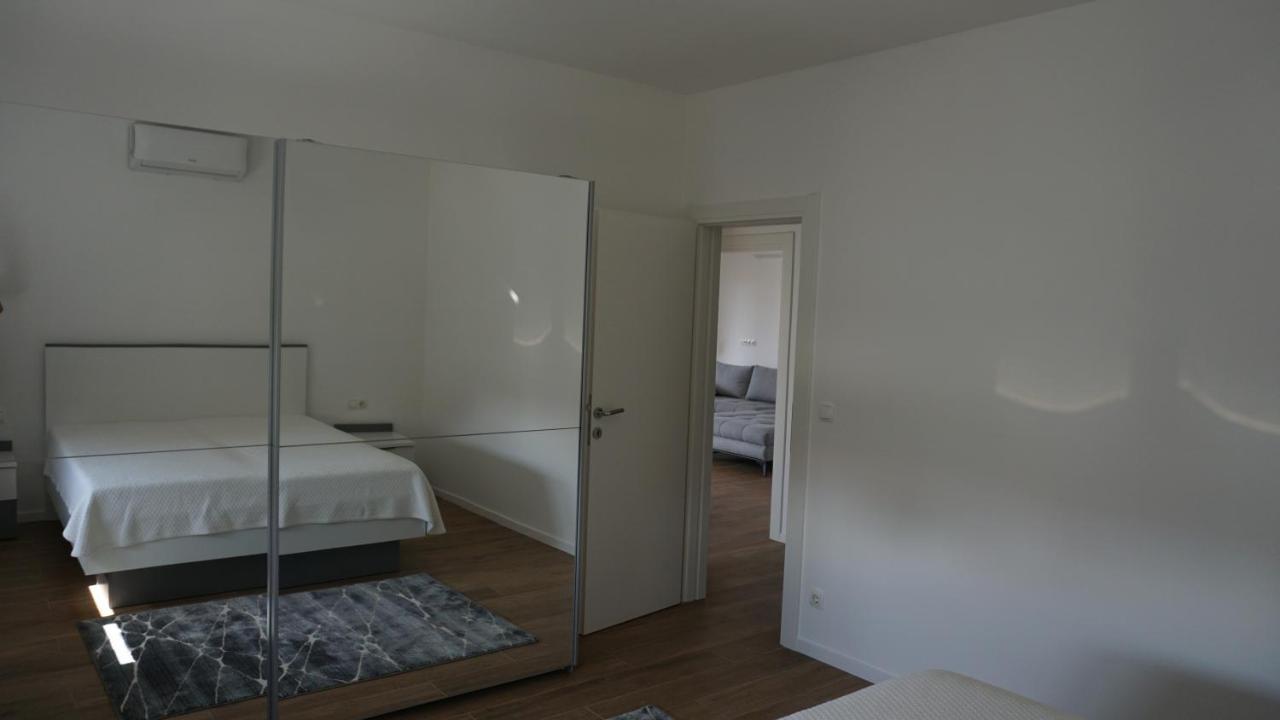 Apartments Jozef Vodice Exterior foto